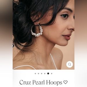 Olive & Piper Cruz Pearl Hoop Earrings
